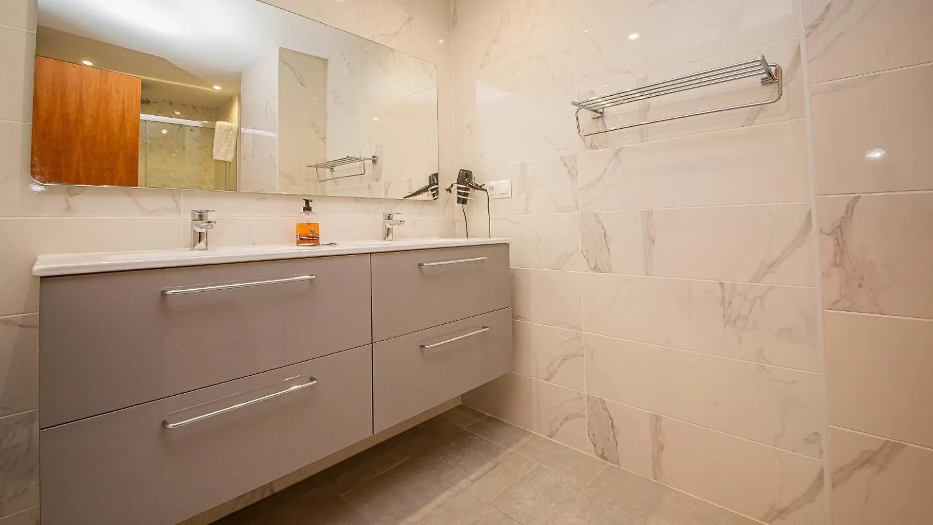 Casares Green 4 1D Apartman